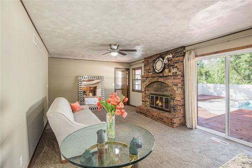 2616 Nw 86th St, Kansas City, MO, 64154-1217 | Card Image