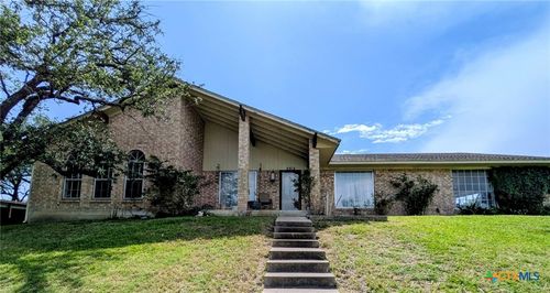 2512 River Oaks Dr, Belton, TX, 76513-1654 | Card Image