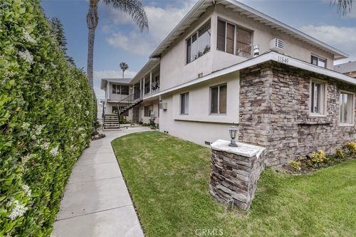 apt-6-11549 Sylvan St, North Hollywood, CA, 91606-4086 | Card Image