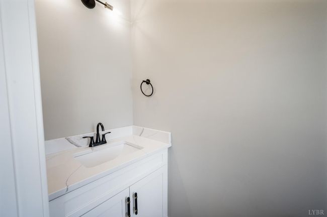 61 Luke Ct, Townhouse with 3 bedrooms, 3 bathrooms and null parking in Rustburg VA | Image 16