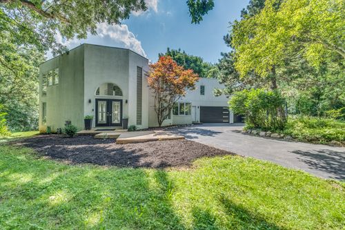 25210 N West Tower Drive, Tower Lakes, IL, 60010 | Card Image