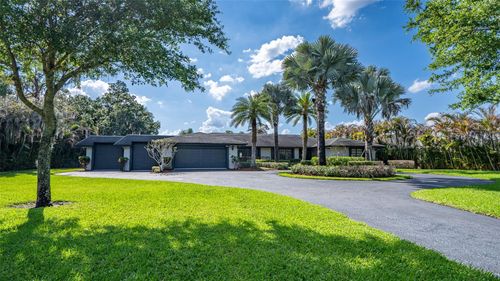 573 Holmes Avenue, LAKE PLACID, FL, 33852 | Card Image
