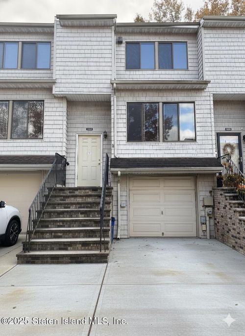 h-180 Dinsmore St, Staten Island, NY, 10314-3872 | Card Image