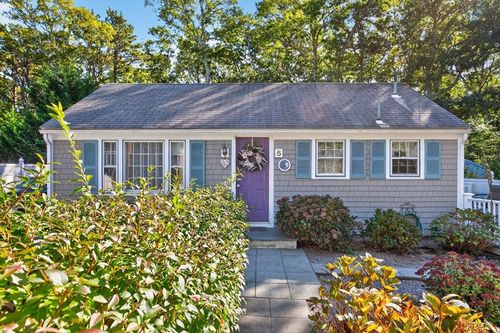 5 Coach House Ln, South Dennis, MA, 02660-2745 | Card Image