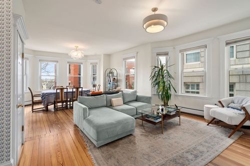 3-6-8 Bartlett St, Boston, MA, 02129 | Card Image