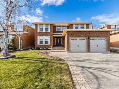 56 Turtlecreek Blvd, House other with 4 bedrooms, 3 bathrooms and 6 parking in Brampton ON | Image 1