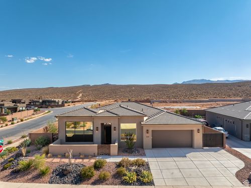 529 W Palo Verde Way, Ivins, UT, 84738-1207 | Card Image