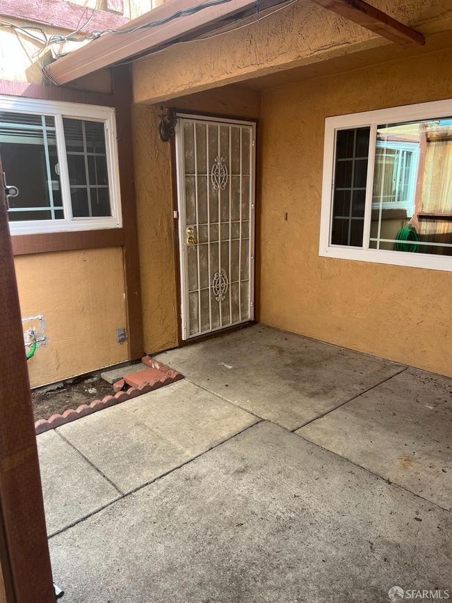2113 Mandarin Way, Townhouse with 4 bedrooms, 3 bathrooms and 2 parking in Antioch CA | Image 16