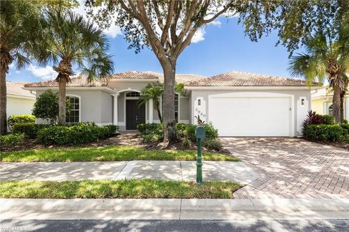 3940 Ruxton Rd, NAPLES, FL, 34116-7321 | Card Image