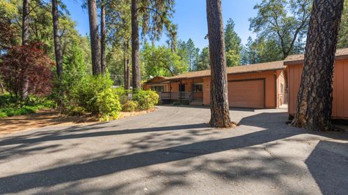 15011 Fay Rd, Grass Valley, CA, 95949-6555 | Card Image