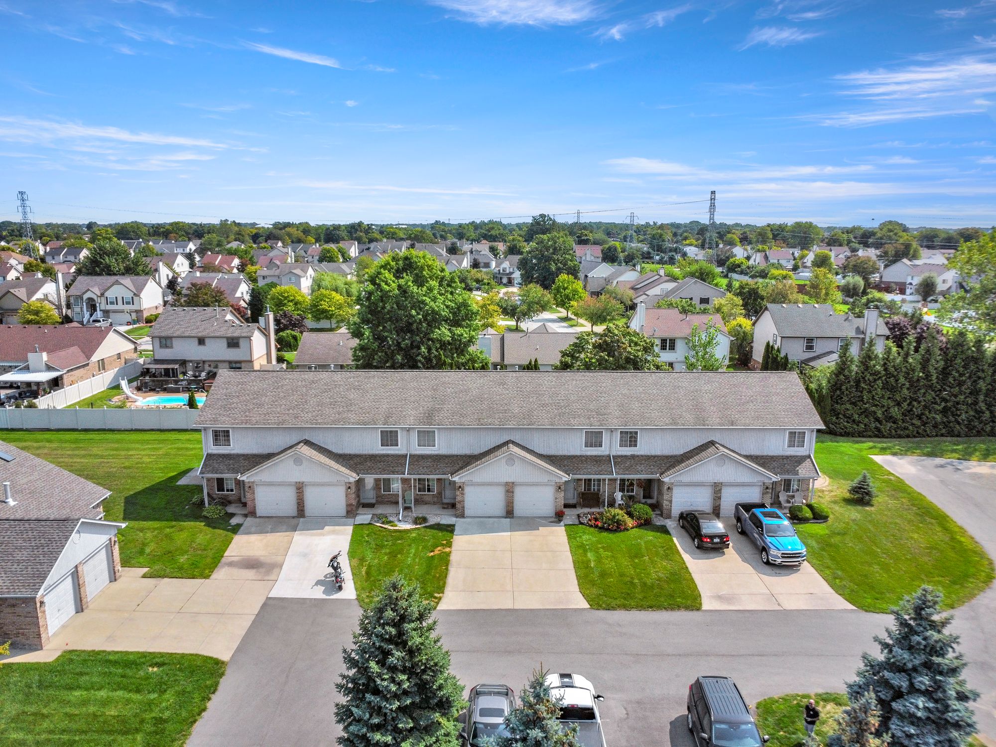 Stoflet Ln, Trenton, MI 48183