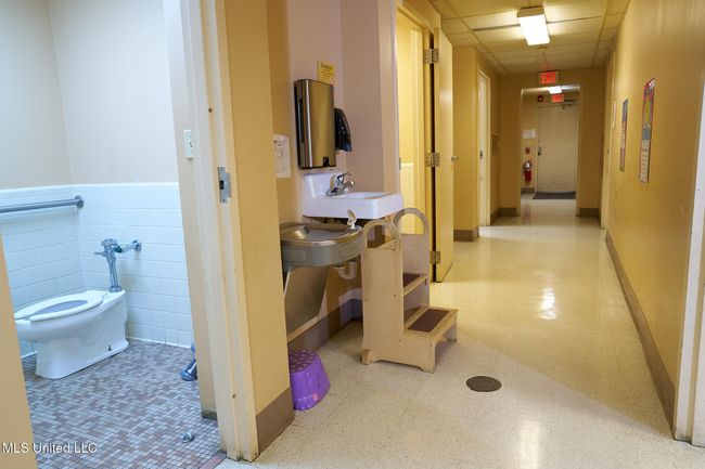 Hallway | Image 42