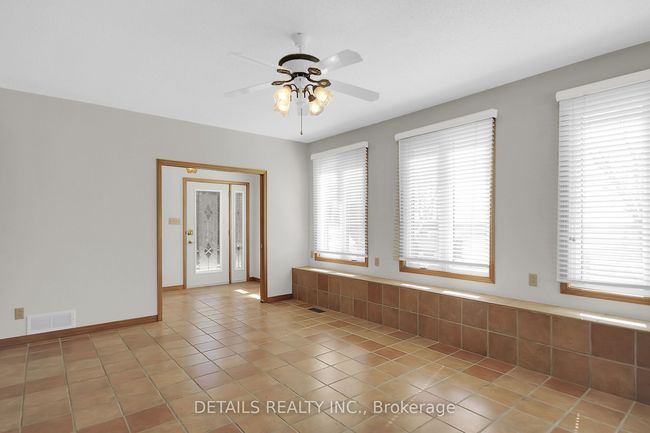 6186 Malakoff Rd, House other with 3 bedrooms, 2 bathrooms and 8 parking in Ottawa ON | Image 6