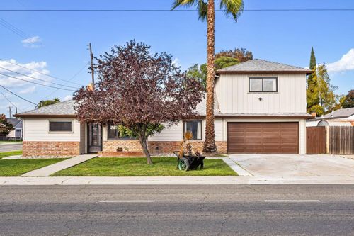 421 E 17th Street, Marysville, CA, 95901 | Card Image