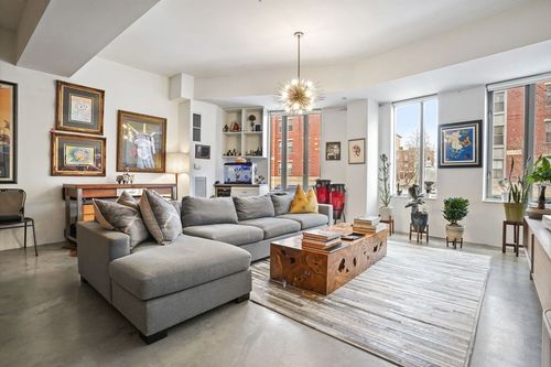 215-1313 Washington St, Boston, MA, 02118-2157 | Card Image