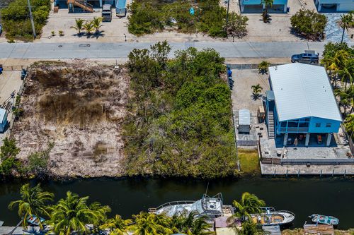 27345 Guadaloupe Ln, Ramrod Key, FL, 33042-5414 | Card Image
