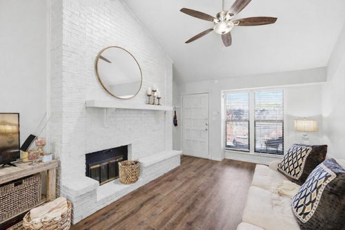 2505 Shady Ridge Dr, Bedford, TX, 76021-4506 | Card Image