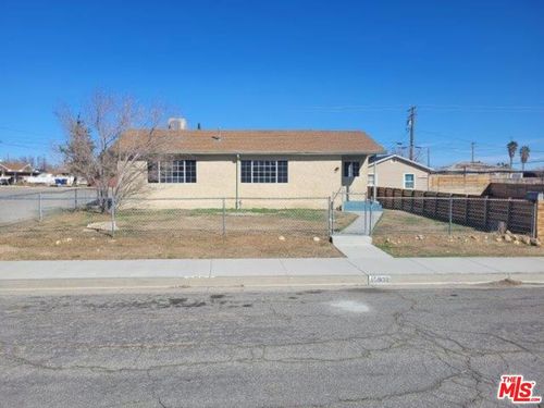 15932 N St, Mojave, CA, 93501-1729 | Card Image