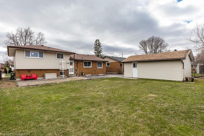 7 Jeanette St, House other with 4 bedrooms, 2 bathrooms and 7 parking in Hamilton ON | Image 48