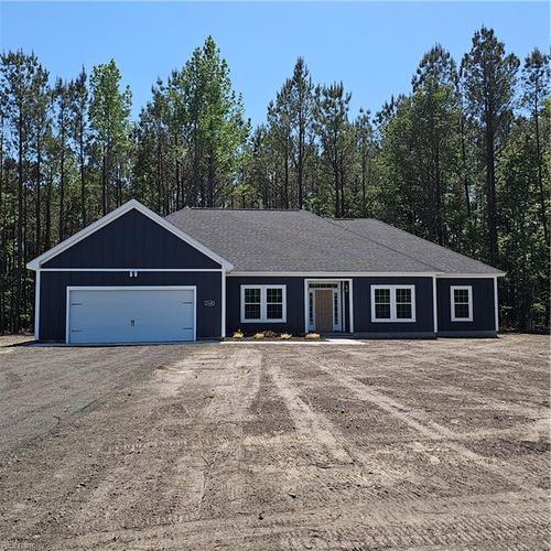 18226 Sandy Ridge Dr, Windsor, VA, 23487-6442 | Card Image