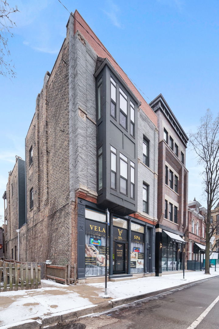 Commercial Lease in Chicago 2