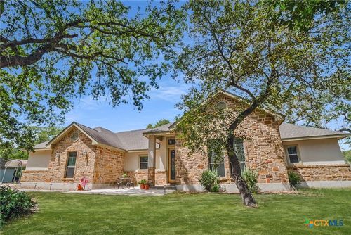 205 Sendera Xing, La Vernia, TX, 78121-5235 | Card Image