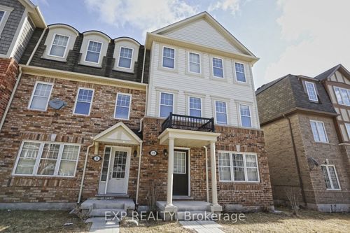 11 Crossbill Rd, Brampton, ON, L7A3Y7 | Card Image