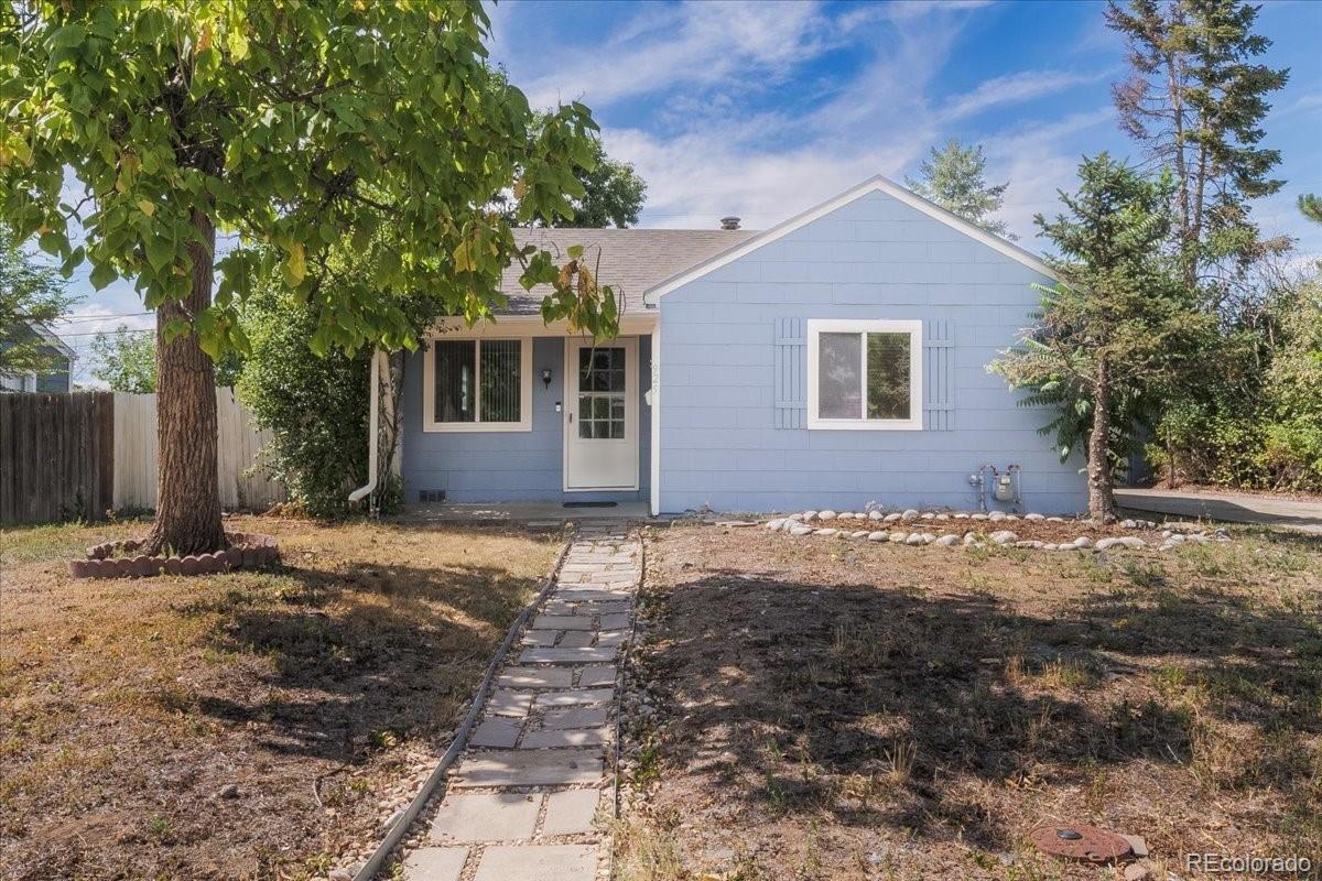 Moline St, Aurora, CO 80010