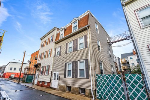140 Athens St, Boston, MA, 02127 | Card Image