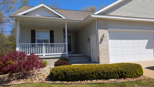 22-1539 W Addison Way, Muskegon, MI, 49445-1170 | Card Image