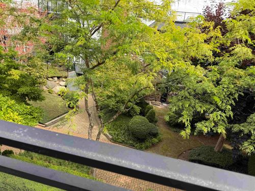 310-1280 Fir St, White Rock, BC, V4B4B1 | Card Image