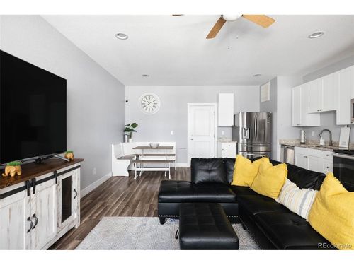 306 S 4th Ct, Deer Trail, CO, 80105-8144 | Card Image
