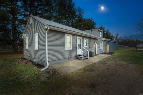 57459 Basswood Rd, Osceola, IN, 46561-9359 | Card Image