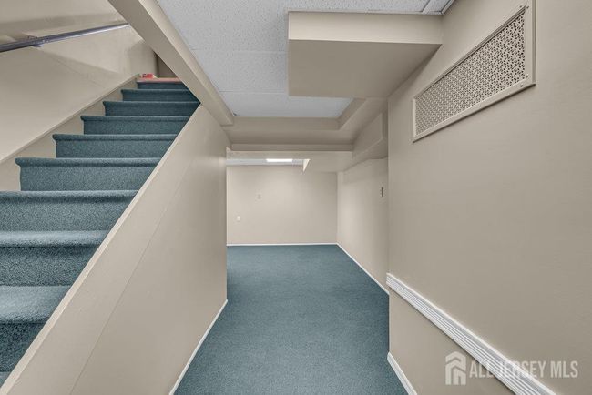 51 Sturbridge Dr, House other with 5 bedrooms, 4 bathrooms and null parking in Piscataway NJ | Image 47
