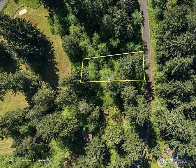 Land in Anderson Island 5