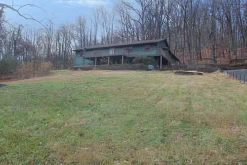 1039 Alvin Dr, Vinton, VA, 24179-5623 | Card Image