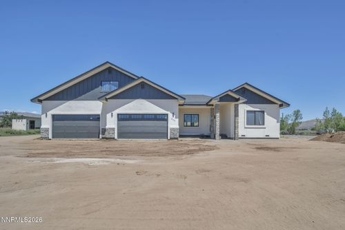 902 Coffey Dr, Carson City, NV, 89701-8071 | Card Image