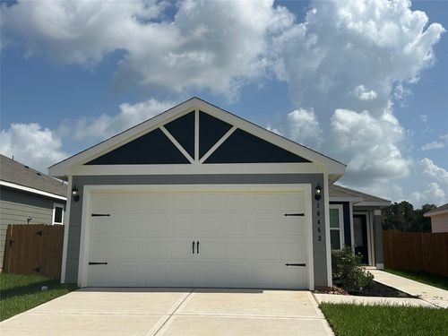 16453 Blossom Grove Dr, Conroe, TX, 77303-2083 | Card Image