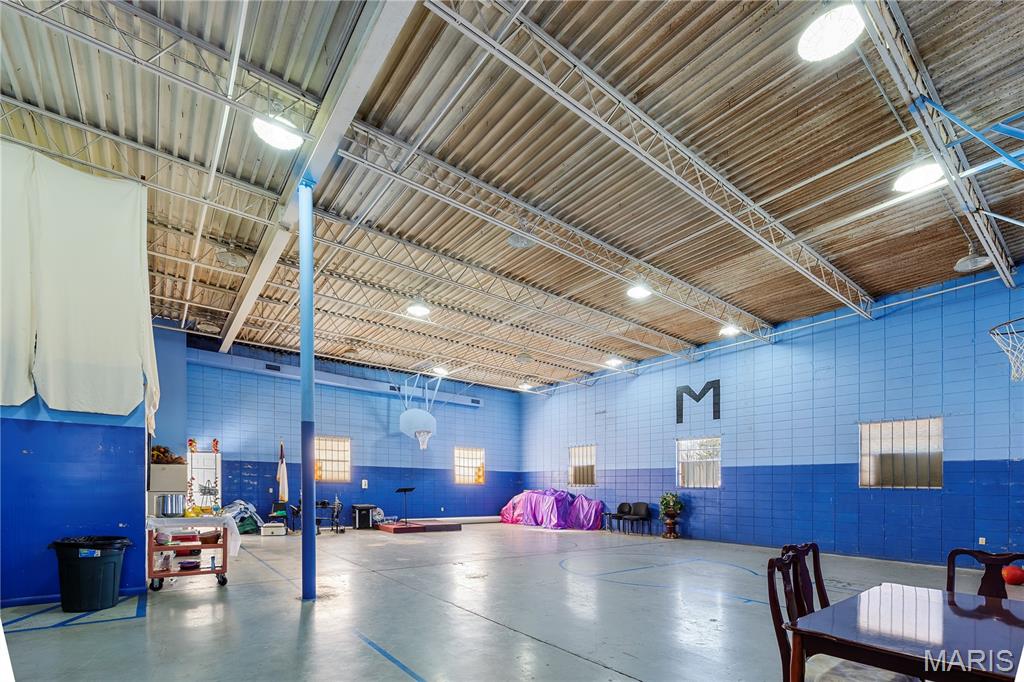 Commercial Sale in Poplar Bluff 3