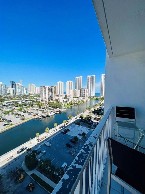 apt-1417-500 Bayview Dr, Sunny Isles Beach, FL, 33160-4778 | Card Image
