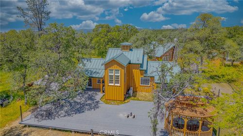 5873 Schilling Rd, Coulterville, CA, 95311-9588 | Card Image