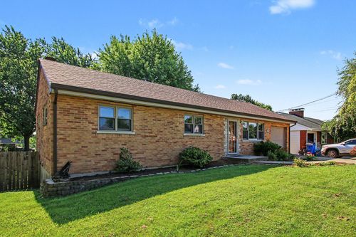 811 Kenridge Dr, Villa Hills, KY, 41017-1123 | Card Image