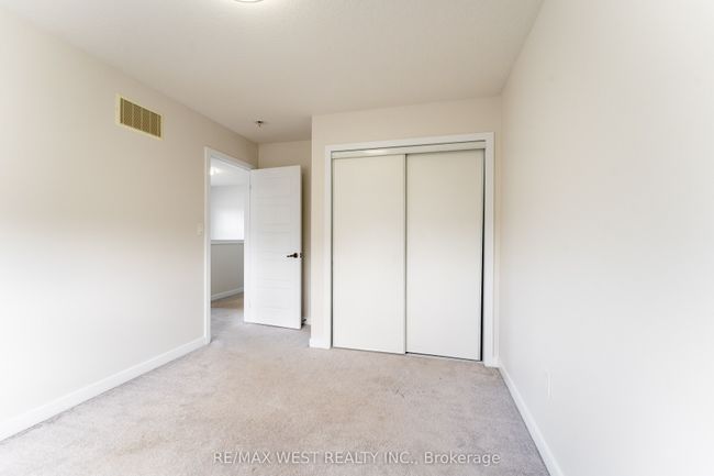 2 Scarletwood St, House attached with 3 bedrooms, 3 bathrooms and 1 parking in Stoney Creek ON | Image 28