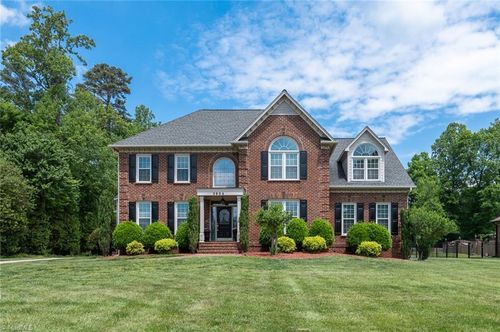 3904 Gaston Rd, Greensboro, NC, 27407-7761 | Card Image