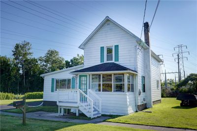 18 Bennett Avenue, House other with 3 bedrooms, 1 bathrooms and null parking in Manchester NY | Image 2