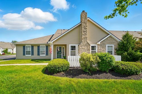 7950 Chapel Stone Rd, Blacklick, OH, 43004-6011 | Card Image