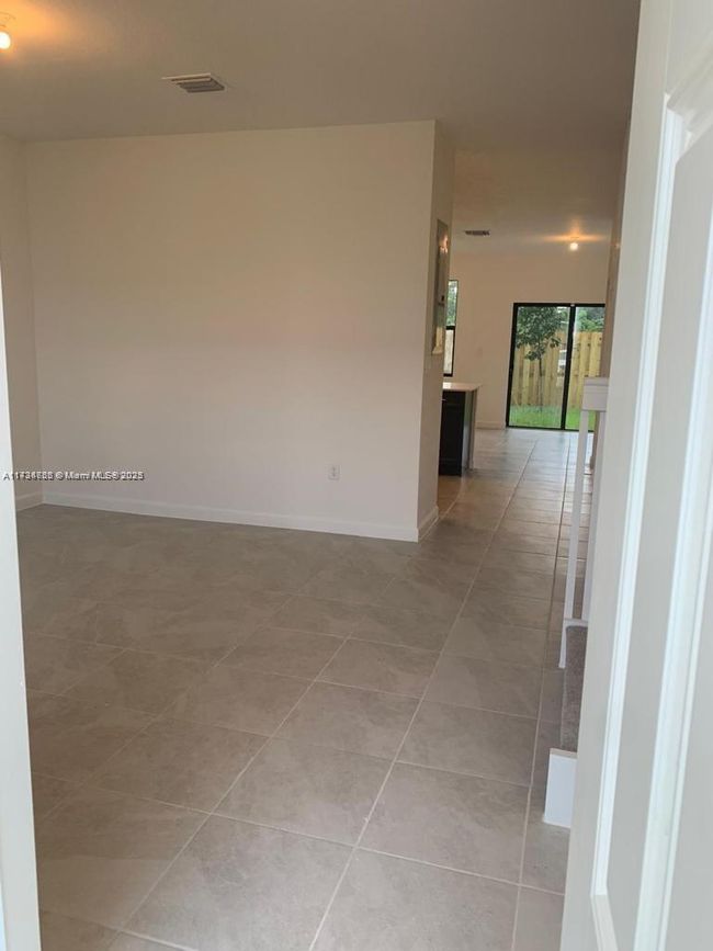 0 - 9981 Sw 228 Th Ter, Townhouse with 3 bedrooms, 3 bathrooms and null parking in Miami FL | Image 6