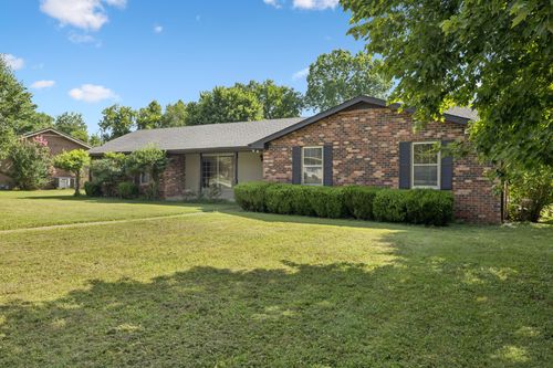 507 Hitt Ln, Goodlettsville, TN, 37072-1251 | Card Image