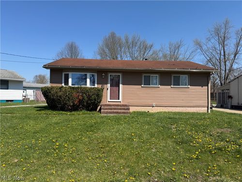 2860 Linda Dr Nw, Warren, OH, 44485-2036 | Card Image