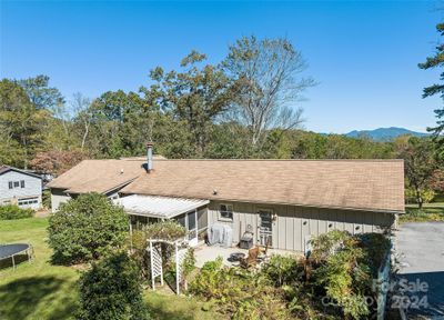 553 Nellie John Drive, House other with 3 bedrooms, 2 bathrooms and null parking in Clyde NC | Image 3